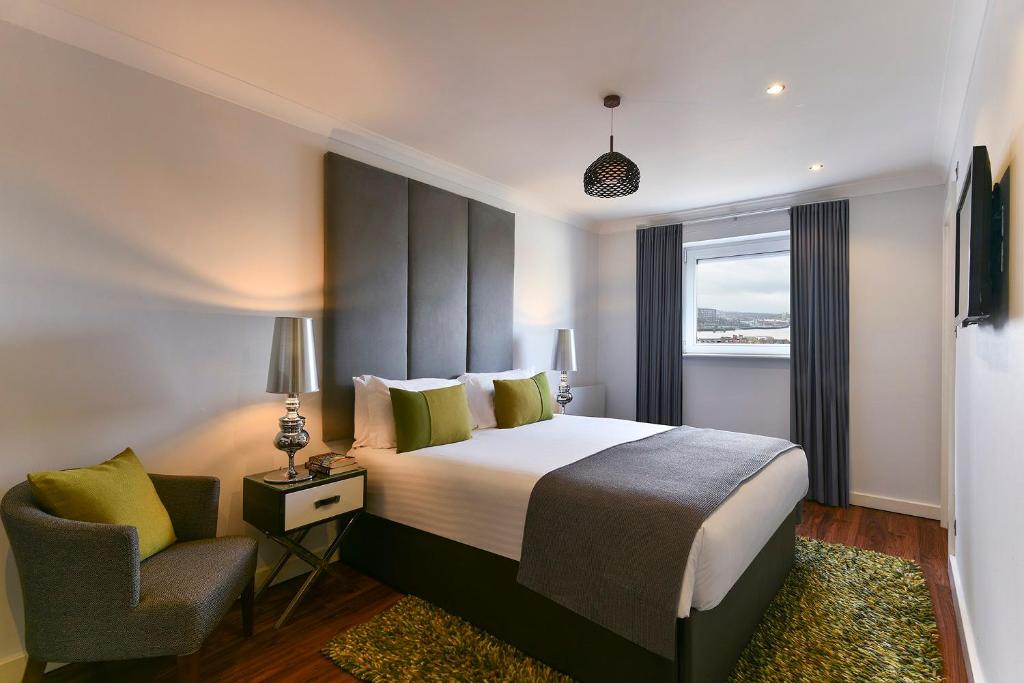 London Fraser-Place-Canary-Wharf-Hotel interior