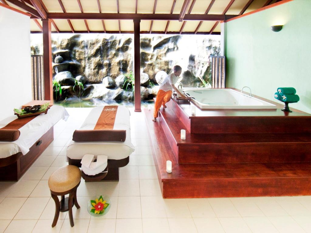 Maldive-Islands Adaaran-Prestige-Water-Villas---Premium-All-Inclusive interior