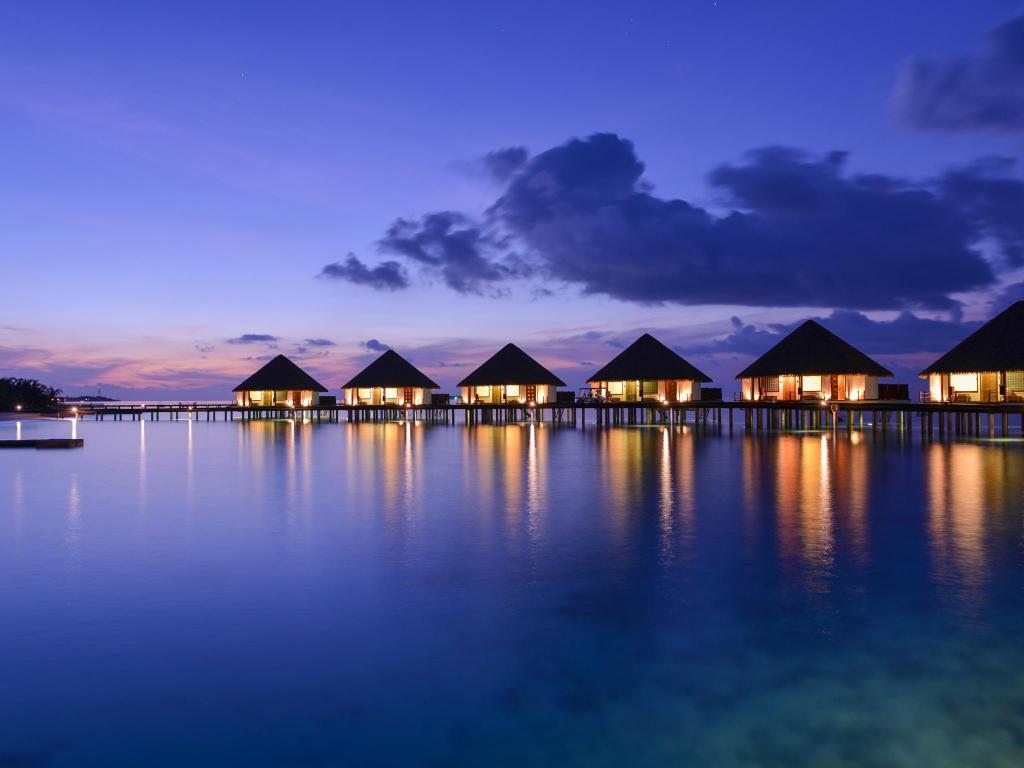 Maldive-Islands Adaaran-Prestige-Water-Villas---Premium-All-Inclusive facility
