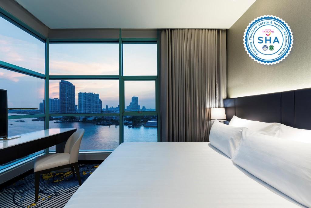 Chatrium Hotel Riverside Bangkok (SHA Extra Plus)