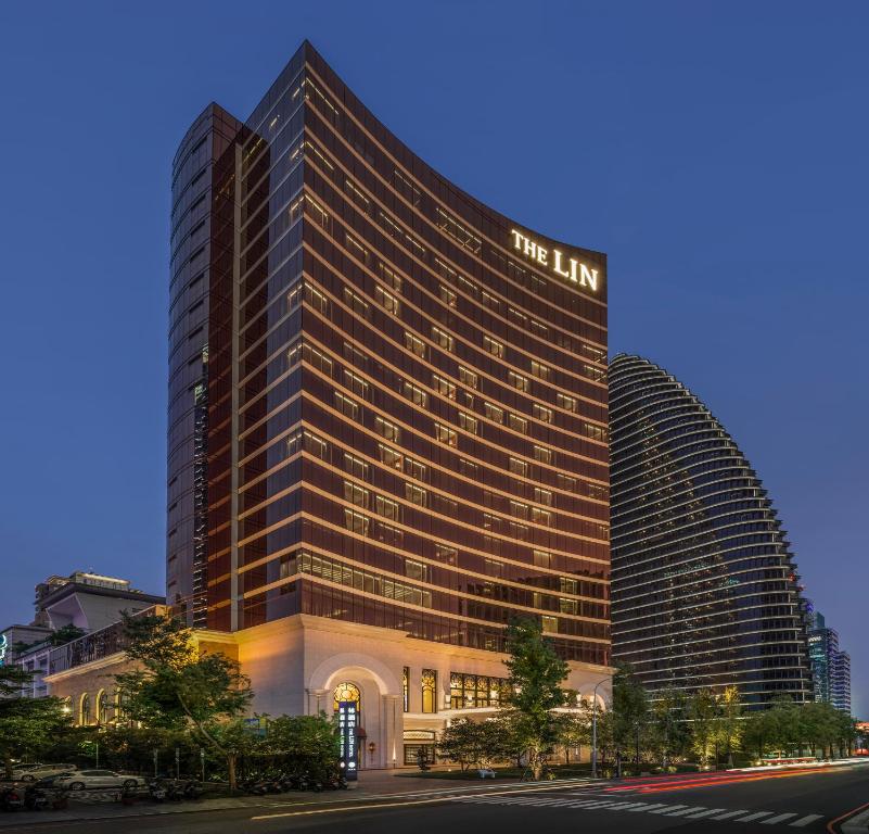 Taichung The-Lin-Hotel exterior