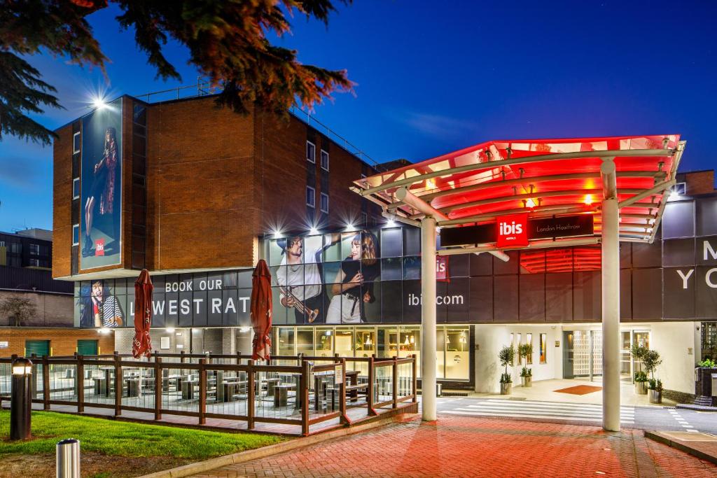 London ibis-London-Heathrow-Airport facility