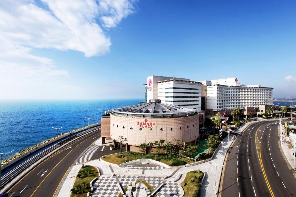 Ramada Plaza Jeju