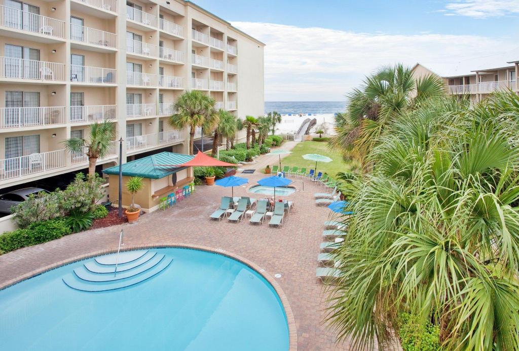 Orange-Beach Hilton-Garden-Inn-Orange-Beach-Beachfront facility