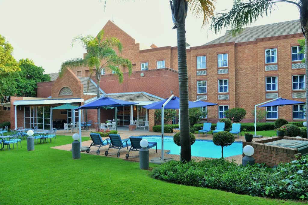 Pretoria Town-Lodge-Menlo-Park-Pretoria exterior