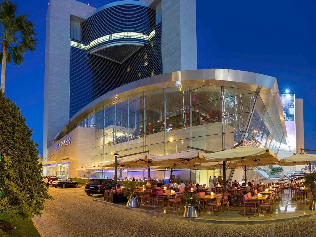 Doha La-Cigale-Hotel-Managed-by-Accor exterior