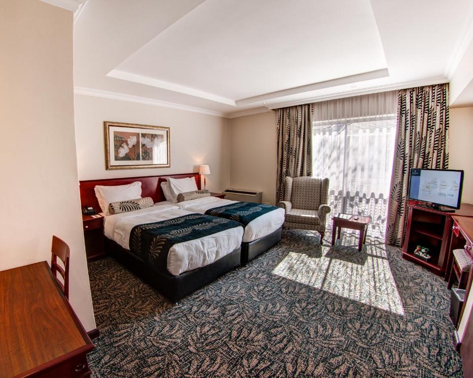 Johannesburg Courtyard-Hotel-Sandton-Johannesburg interior