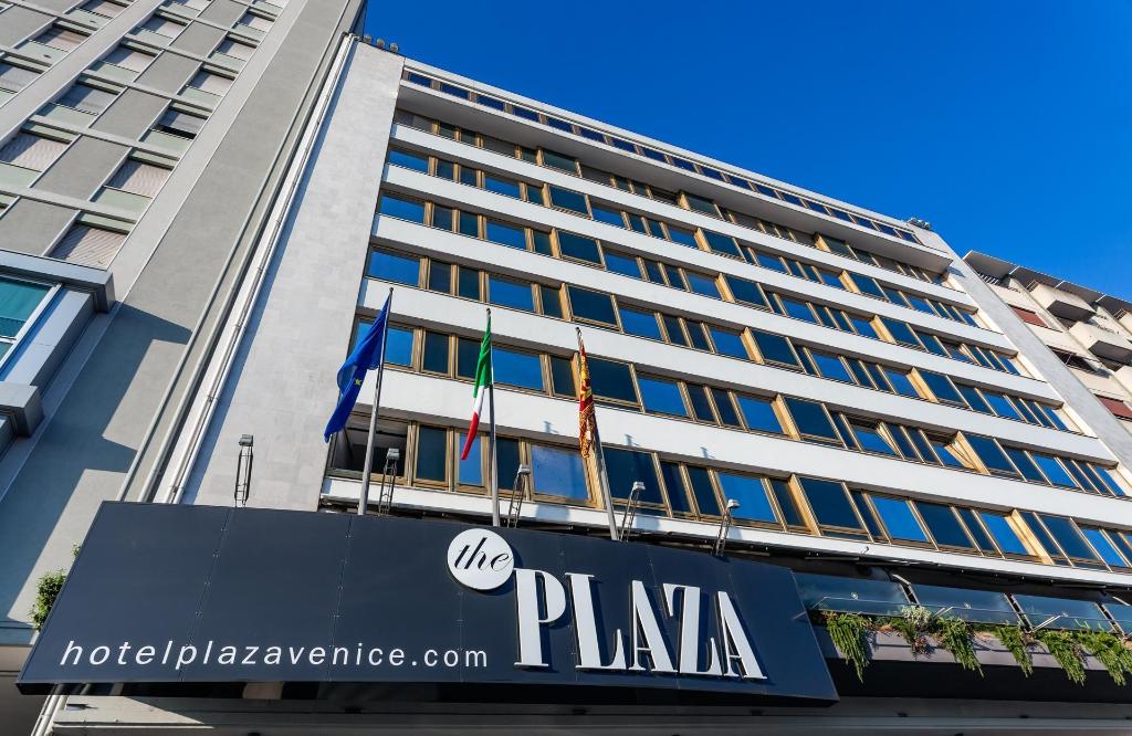 Hotel Plaza