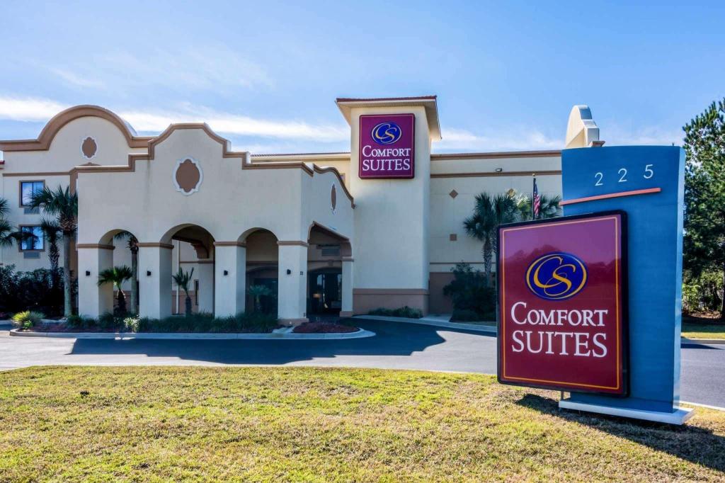 Comfort Suites