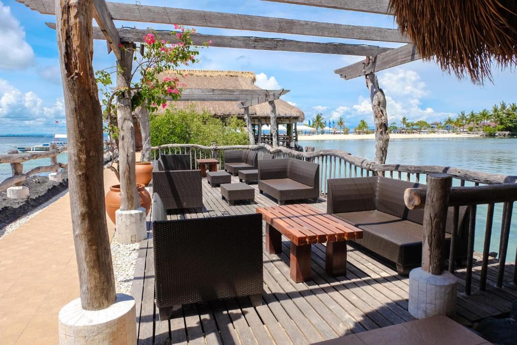 Bluewater Maribago Beach Resort