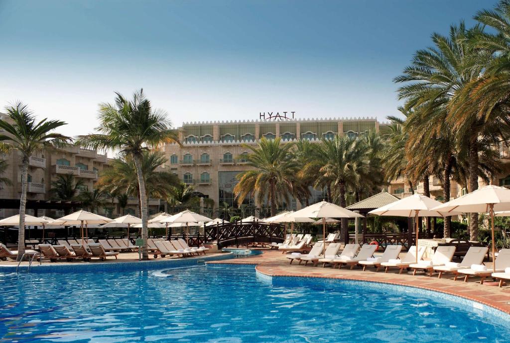 Muscat Grand-Hyatt-Muscat exterior