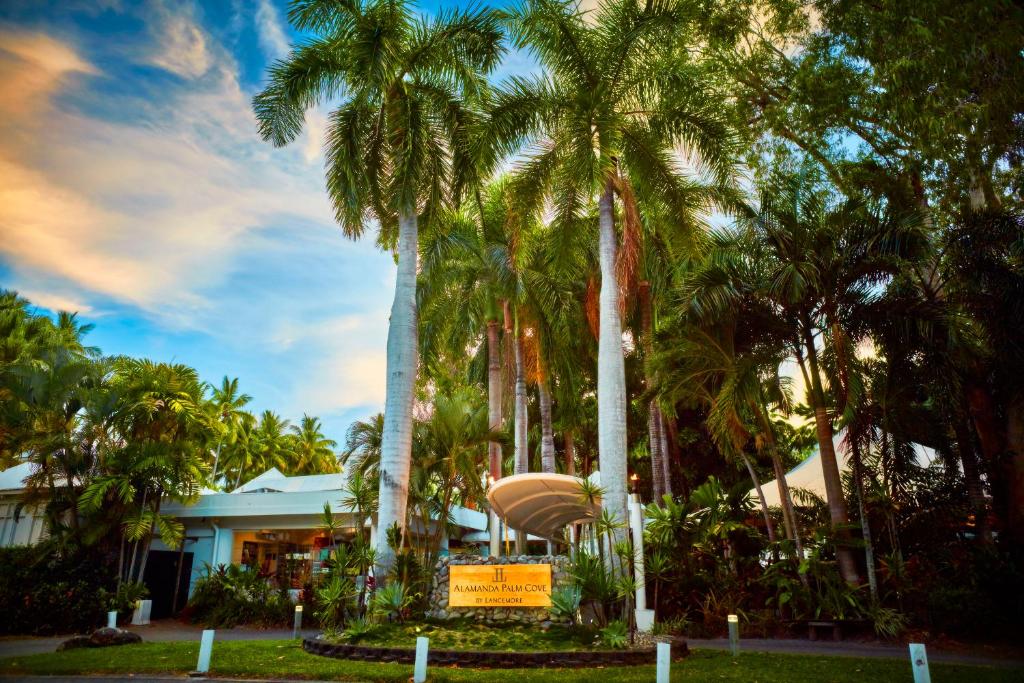 Cairns Alamanda-Palm-Cove-Resort-by-Lancemore exterior