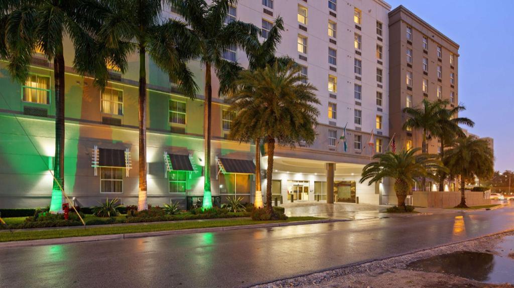 Best Western Premier Miami International Airport Hotel & Suites