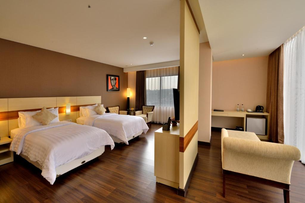 Bandung California-Hotel-Bandung interior