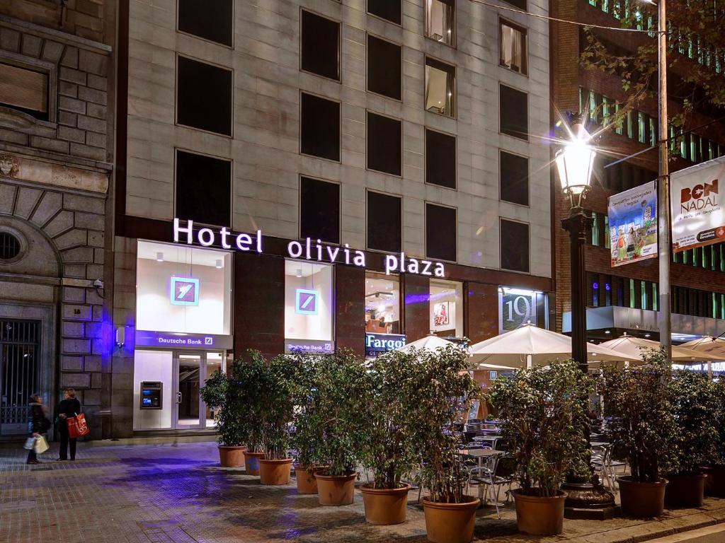 Olivia Plaza Hotel