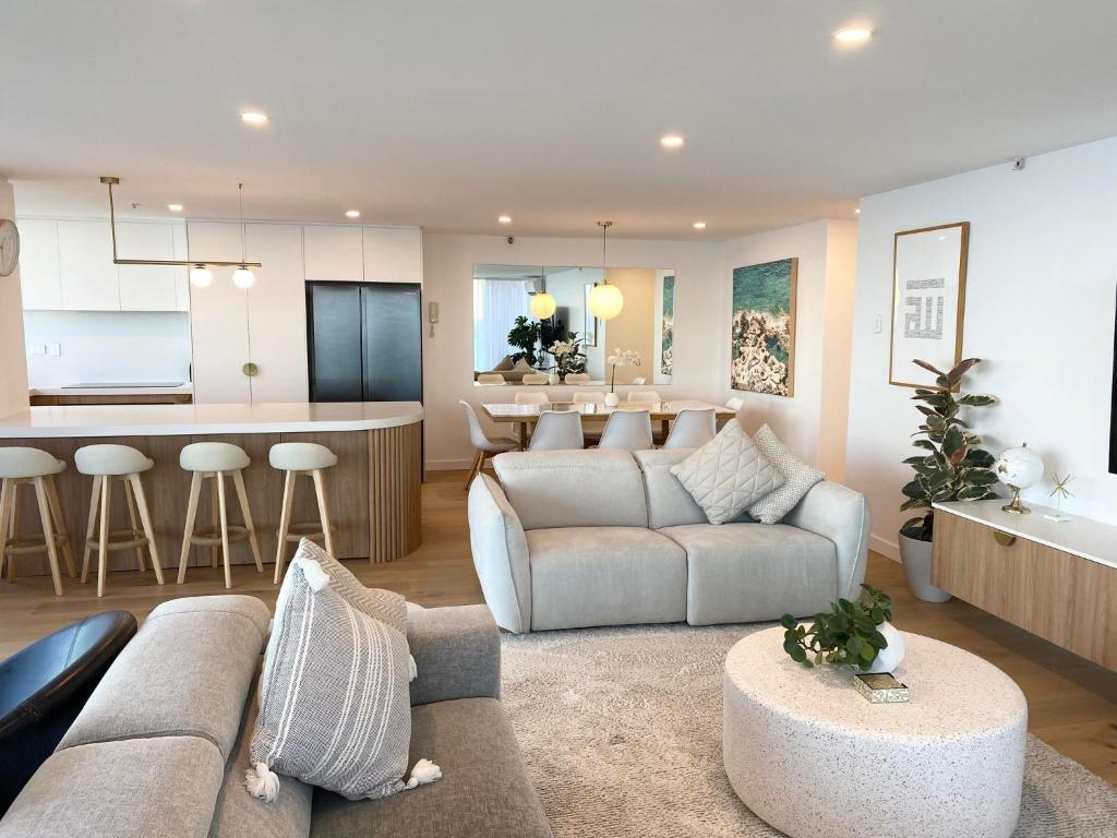 Gold-Coast Hi-Surf-Holiday-Apartments facility