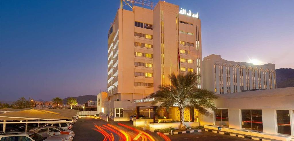 Al Falaj Hotel