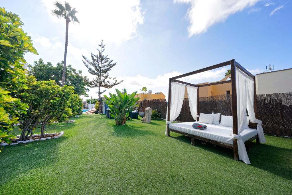 Vista Bonita Gay Resort