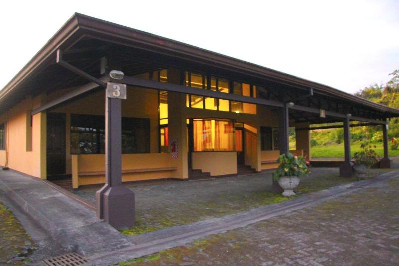 Hotel Arenal Lodge