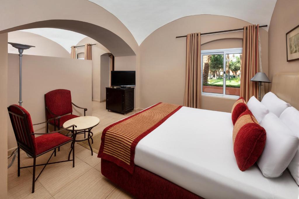 Hurghada Jaz-Makadi-Oasis-Resort---All-Inclusive interior