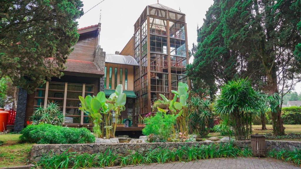 Bandung Vila-Air-Natural-Resort-Lembang exterior