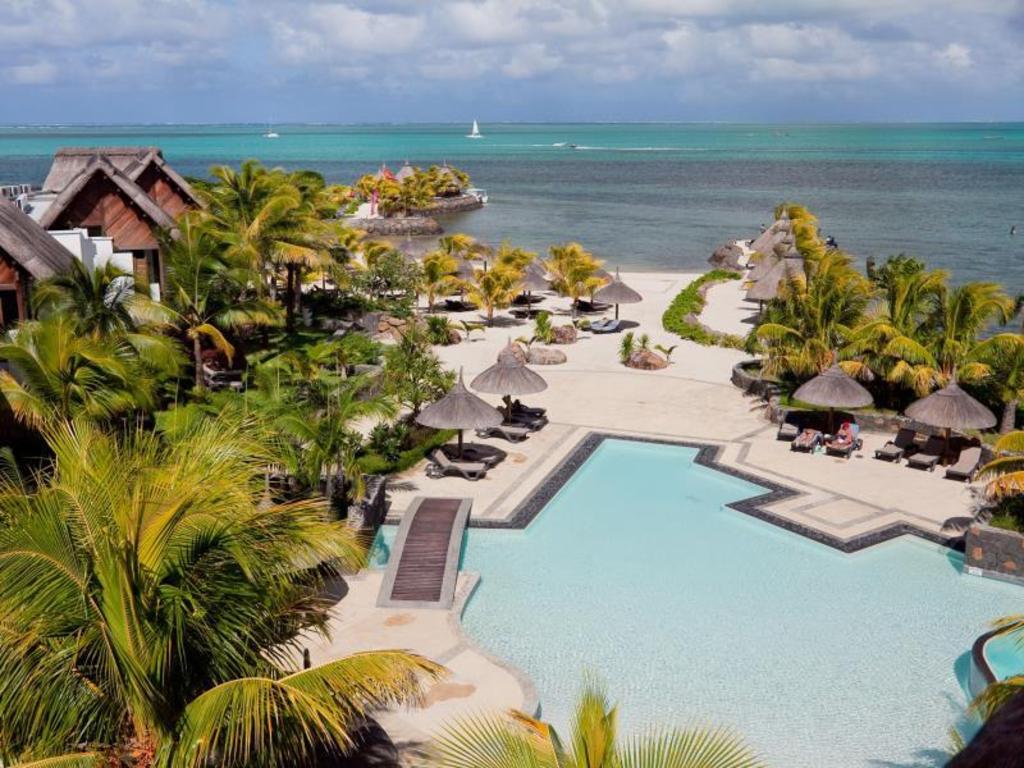 Mauritius-Island Laguna-Beach-Hotel--Spa exterior