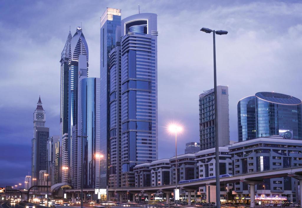 Dubai Carlton-Downtown-Hotel exterior