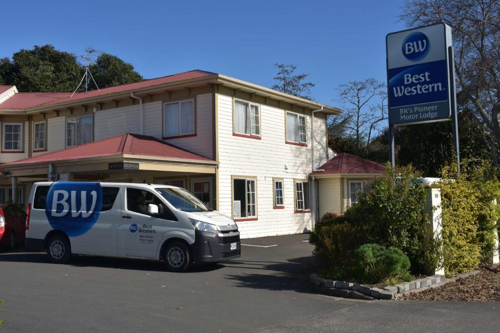 Auckland Best-Western-BKs-Pioneer-Motor-Lodge-Hotel exterior
