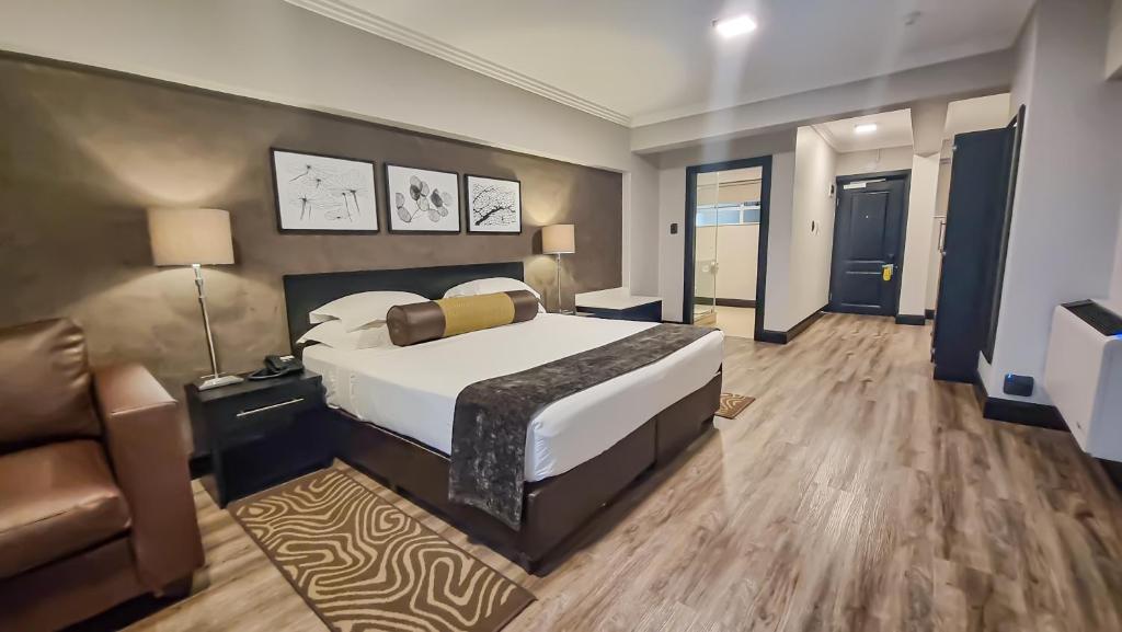 Durban Belaire-Suites-Hotel interior