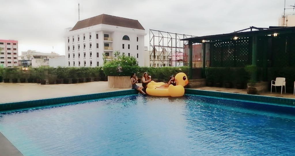 BP Grand Tower Hotel (SHA Extra Plus)