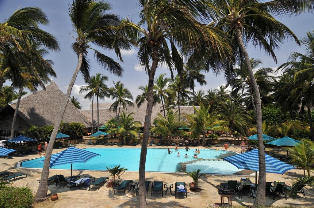 Mombasa Bahari-Beach-Hotel exterior