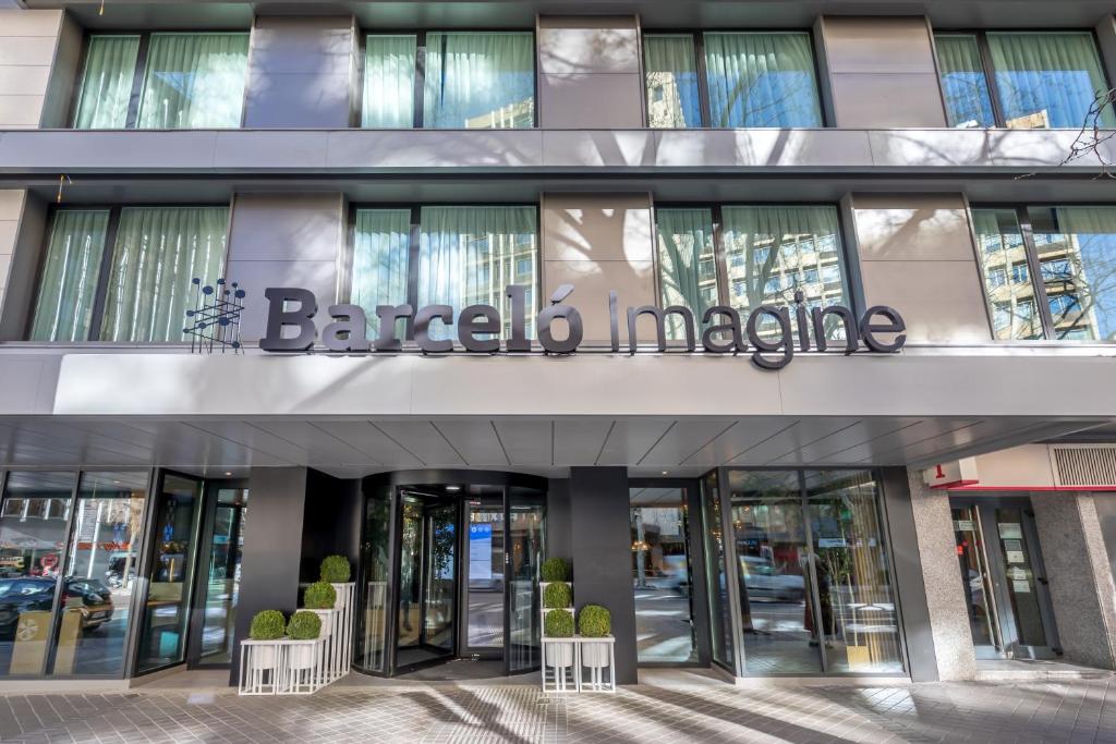 Madrid Barcelo-Imagine exterior
