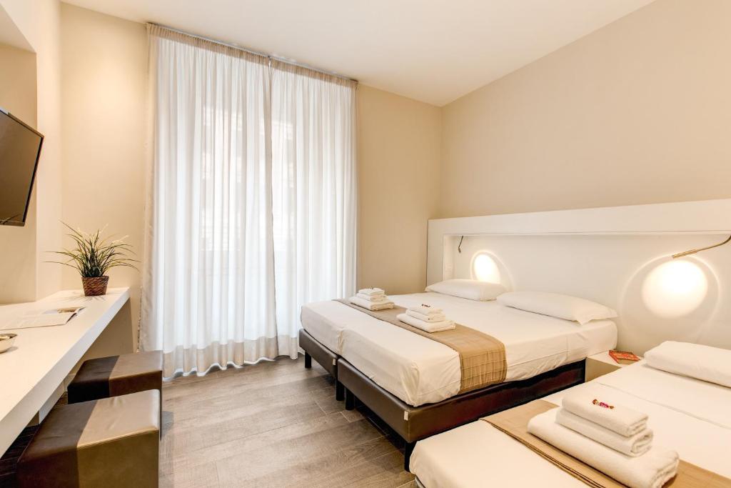 Rome Ecce-Roma-Suites interior