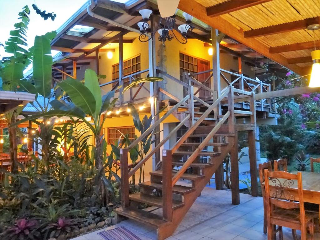 Hotel Pura Vida