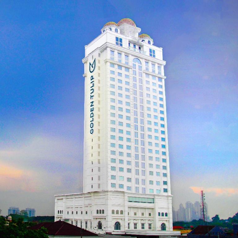 Surabaya GOLDEN-TULIP-LEGACY-SURABAYA exterior