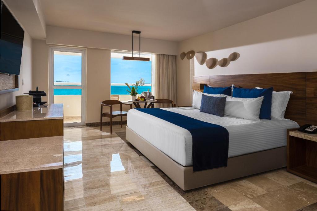 Dreams Sands Cancun Resort & Spa - All Inclusive