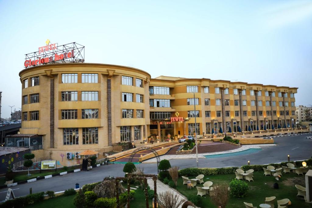 Cairo Jewel-Glorious-Hotel exterior