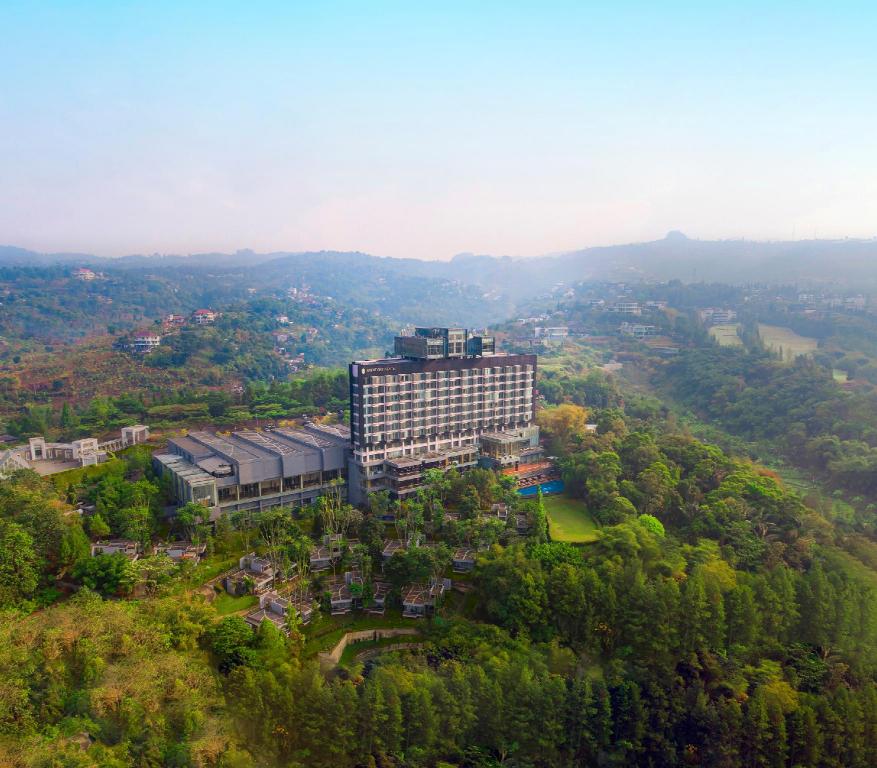 Bandung InterContinental-Bandung-Dago-Pakar exterior