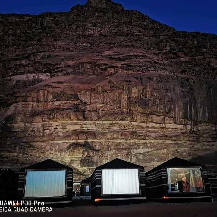 Wadi-Rum Wadi-Rum-Dream-Camp exterior