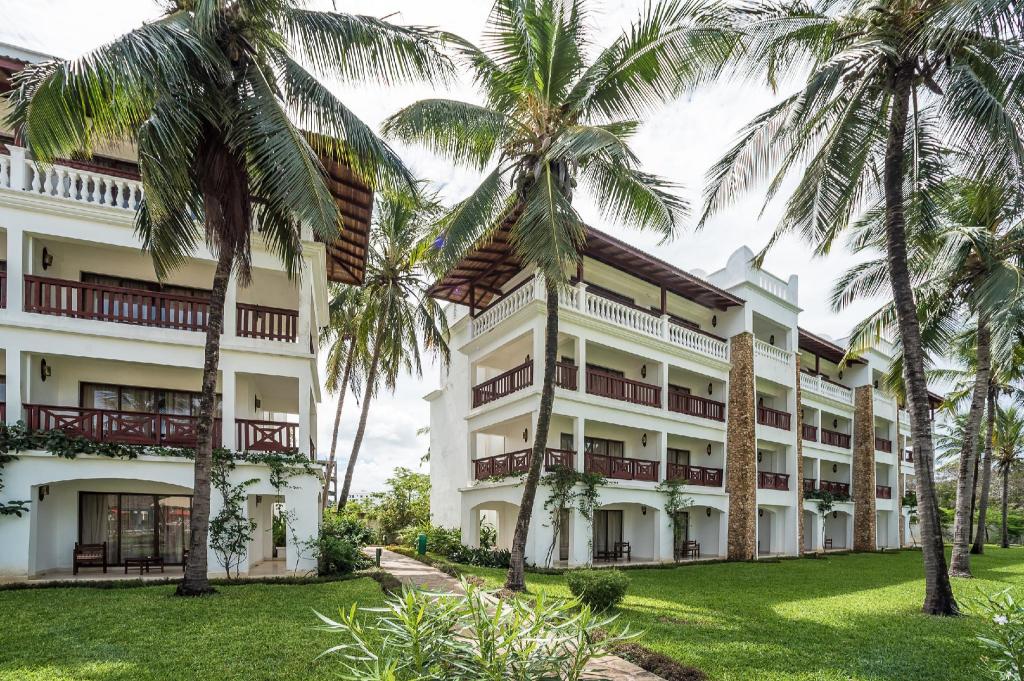 Mombasa PrideInn-Paradise-Beach-Resort-and-Spa exterior