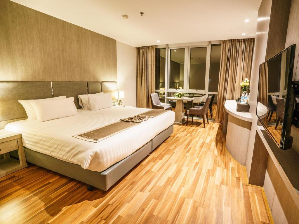 Hat-Yai New-Season-Square-Hotel-SHA-Extra-Plus interior