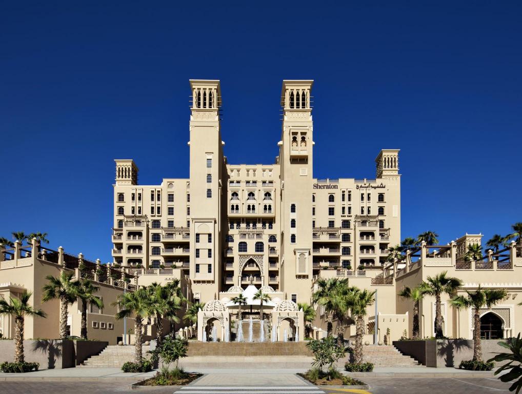 Sharjah Sheraton-Sharjah-Beach-Resort--Spa exterior