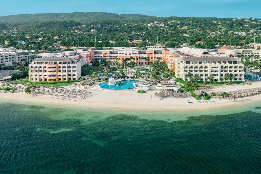 Iberostar Selection Rose Hall Suites