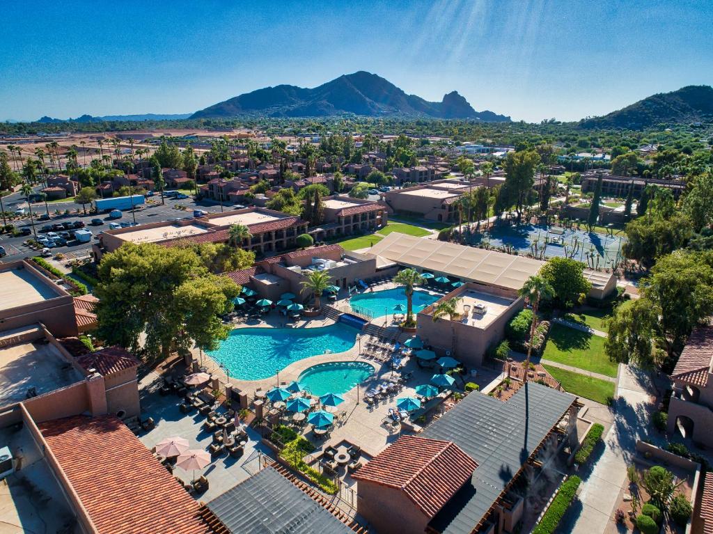 Scottsdale Plaza Resort & Villas