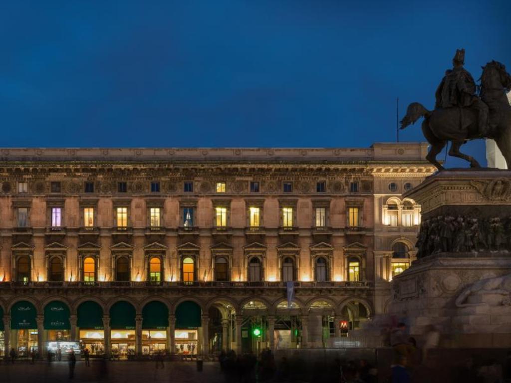 Milan TownHouse-Duomo exterior