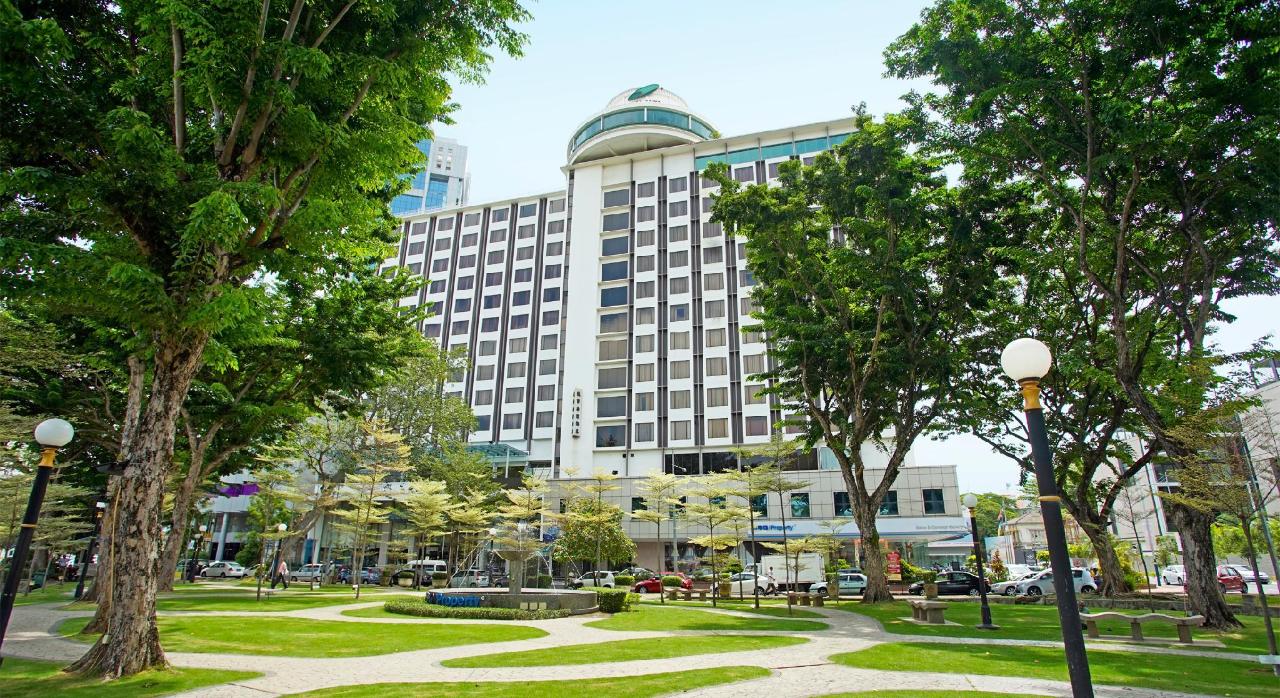 Penang Bayview-Hotel-Georgetown exterior