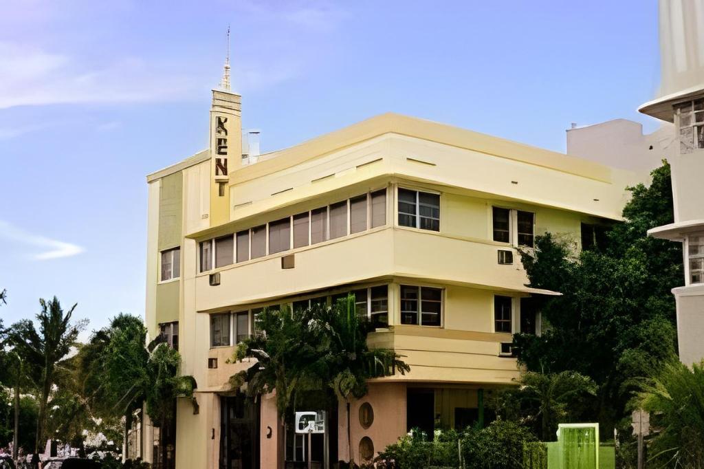 Miami-Beach Kent-Hotel exterior