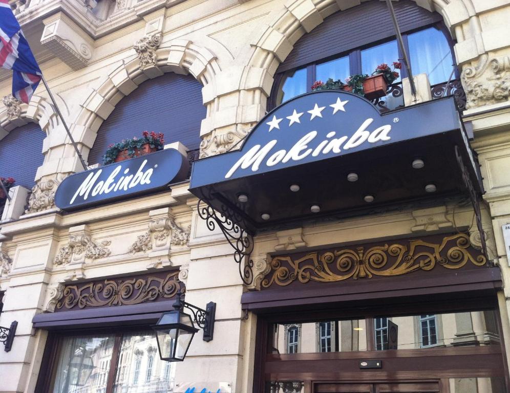 Milan Mokinba-Hotels-King exterior