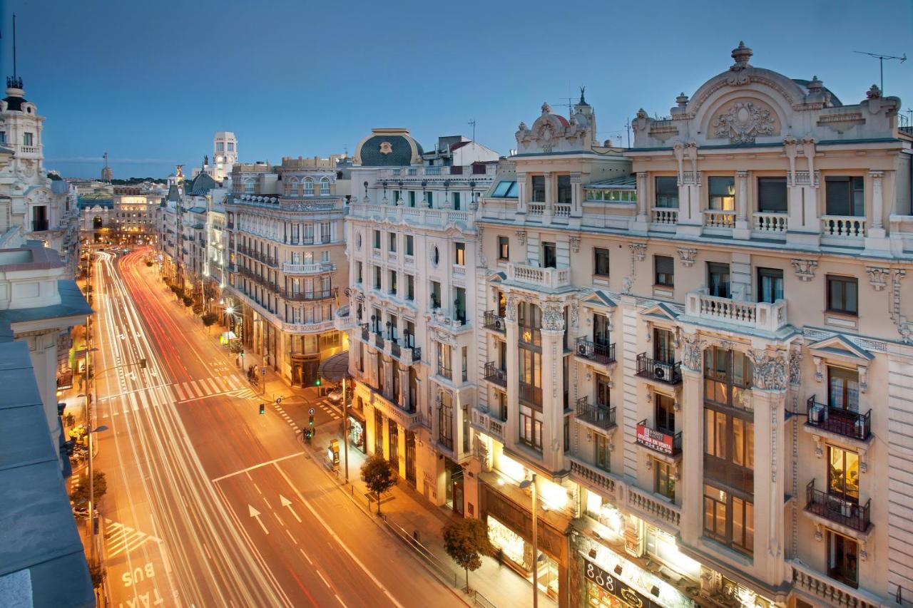 Madrid H10-Villa-de-la-Reina-Boutique-Hotel exterior