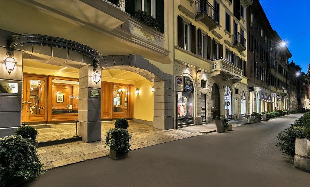 Milan Hotel-Manzoni exterior